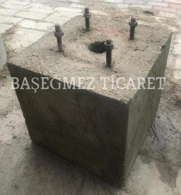 Elektrik Direği Alt Kaidesi Box